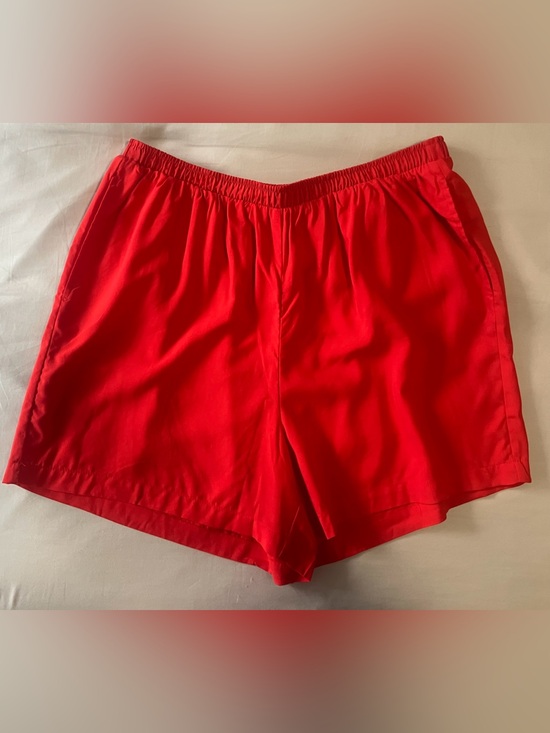 torrid Pants - Torrid Pull-On Washable Challis Shorts - Size 0 - Adrenaline Rush Red - NWT